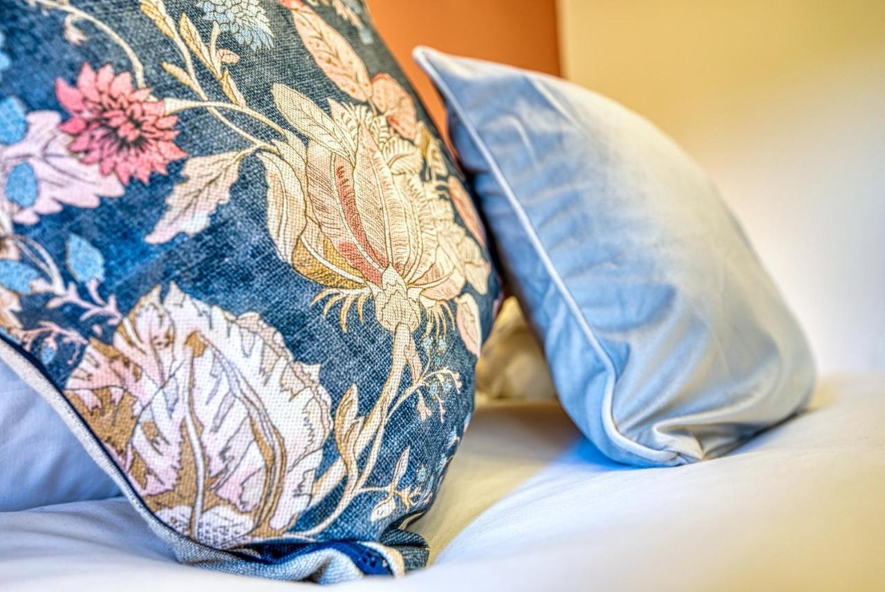 Haworth Heights - An Amazing Aparthotel! Bagian luar foto