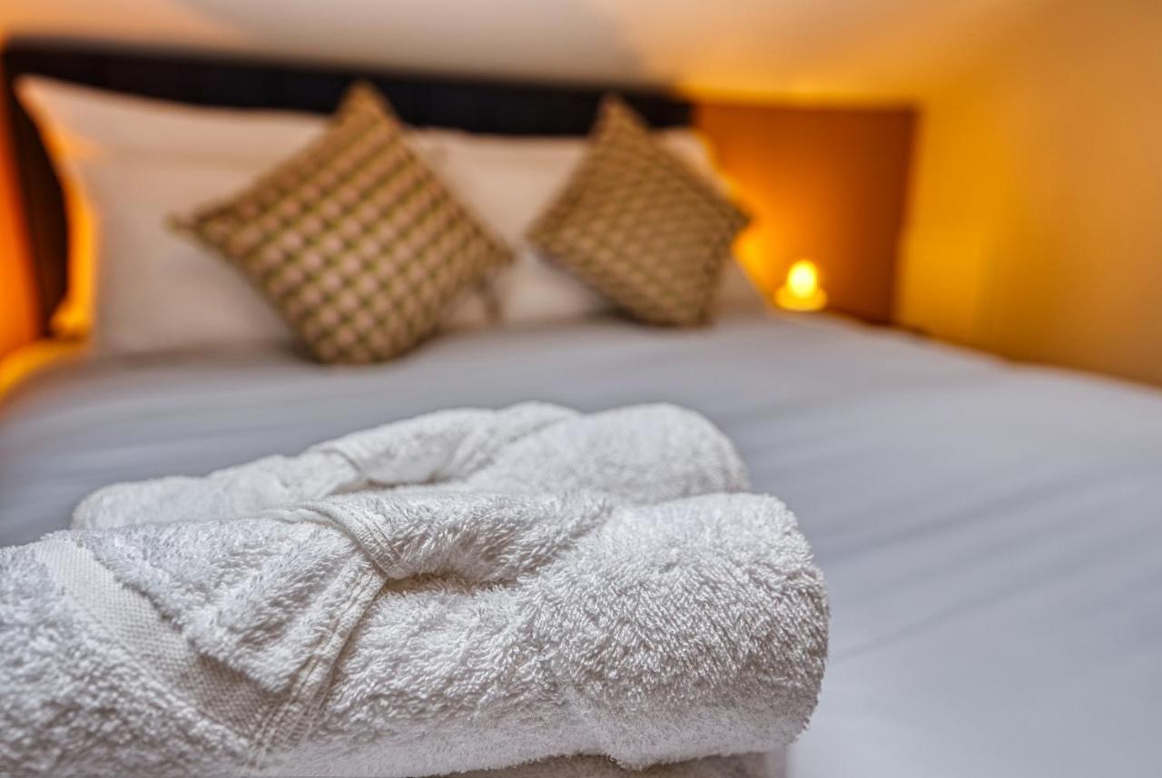 Haworth Heights - An Amazing Aparthotel! Bagian luar foto